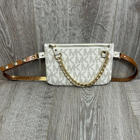 Michael Kors Signature Vanilla and Gold Chain Belt Bag Pouch Fanny Pack Purse M - Picture 1 of 12